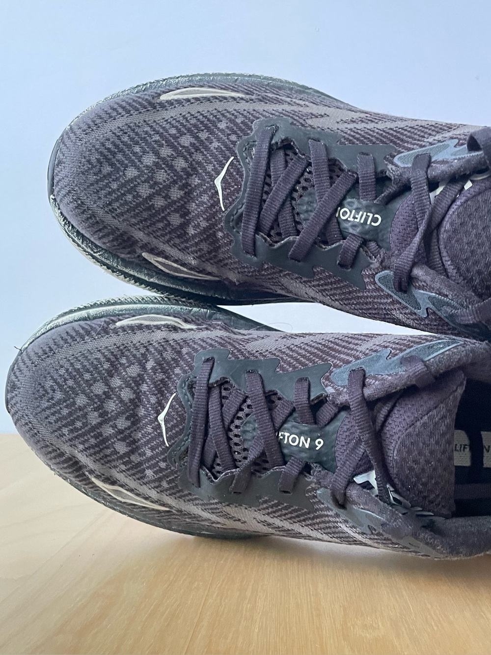 HOKA Clifton 9 road running shoes | US 8.5B - Picture 5 of 8
